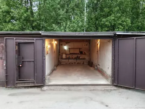 Гараж в Санкт-Петербург Обухово тер.,  (18 м)