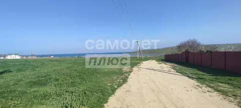 Участок в Крым, Ленинский район, Заветненское с/пос, с. Заветное ул. ...