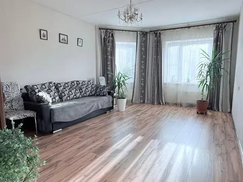 3-к кв. Санкт-Петербург ул. Политрука Пасечника, 4к2 (81.8 м)