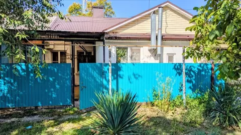 2-к кв. Краснодарский край, Абинский район, Ахтырское городское ...