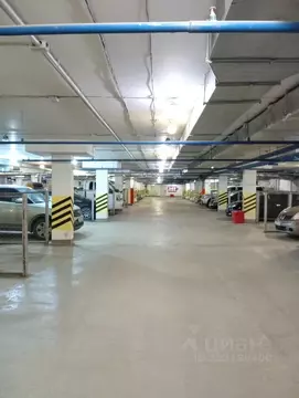 Гараж в Свердловская область, Екатеринбург ул. Анатолия Мехренцева, ...