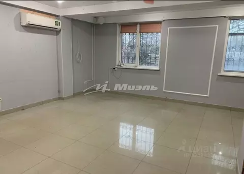 Помещение свободного назначения в Крым, Симферополь ул. Училищная, 22 ...