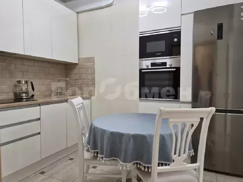 Продается 2-комнатная квартира