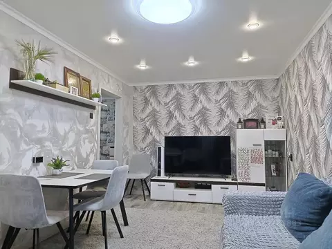 4-к кв. Челябинская область, Челябинск ул. Дзержинского, 16 (80.0 м)