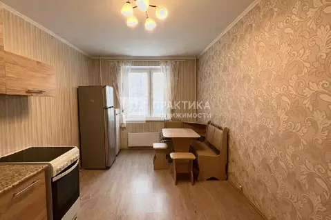 Продается 2-комнатная квартира