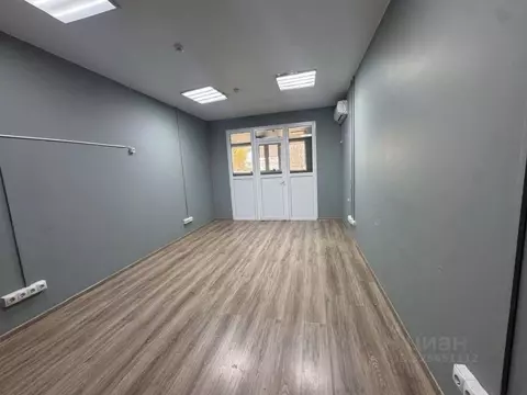 Офис в Краснодарский край, Краснодар Черемушки мкр, ул. Вишняковой (21 ...