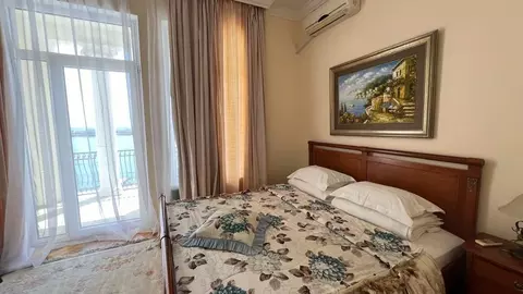 2-к кв. Крым, Ялта наб. Имени В.И. Ленина, 21 (60.0 м)