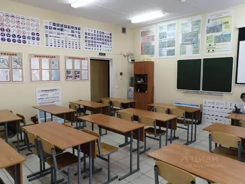 Офис в Санкт-Петербург пос. Шушары, Первомайская ул., 24 (39 м)