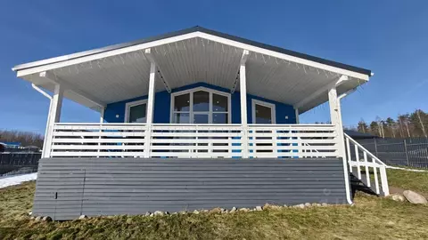 Дом в Ленинградская область, Приозерский район, Красноозерное с/пос, ...