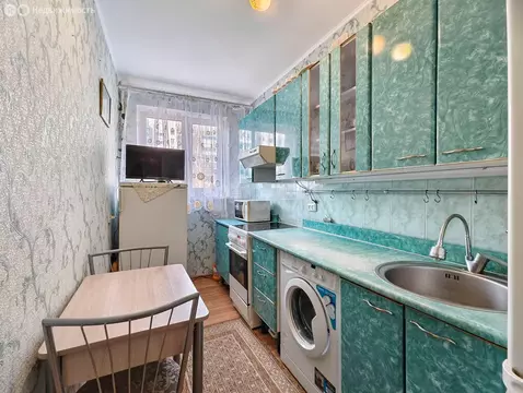 3-комнатная квартира: Тюмень, Шаимский проезд, 18 (59.2 м)