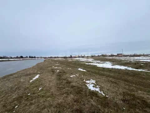 Участок в Тверская область, Калининский муниципальный округ, д. ...