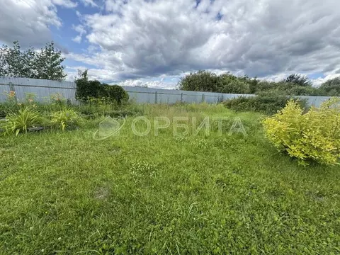 Участок в Тюменская область, Тюмень Казарово мкр, ул. Яблоневая (7.0 ...