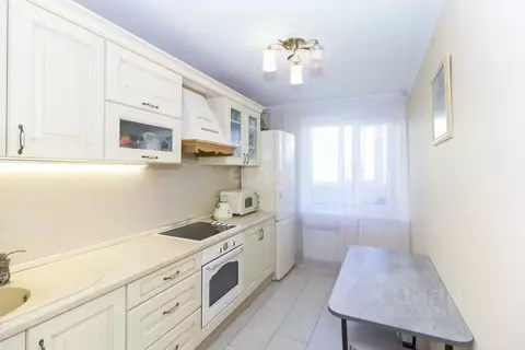 2-к кв. Тюменская область, Тюмень ул. Федюнинского, 13 (48.0 м)