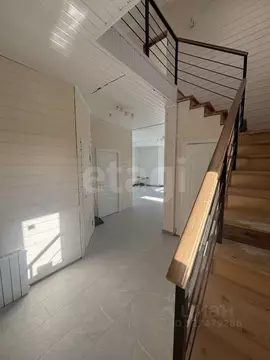 Дом в Ленинградская область, Ломоносовский район, Виллозское городское ...