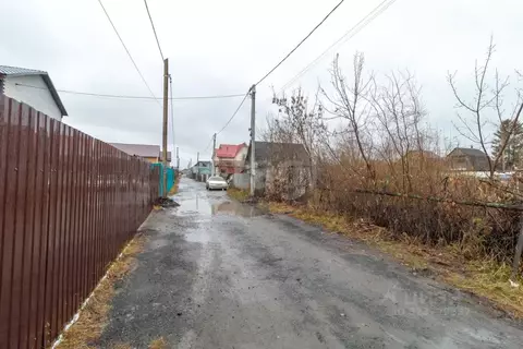 Участок в Тюменская область, Тюмень Малинка садовое товарищество, ул. ...