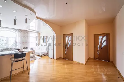 2-к кв. Липецкая область, Липецк ул. Л. Толстого, 2 (70.0 м)