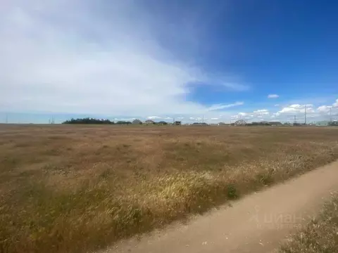 Участок в Крым, Сакский район, Суворовское с/пос, с. Каменоломня ул. ...