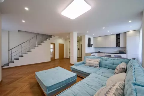 5-к кв. Краснодарский край, Краснодар Фестивальный мкр, ул. Яна ...