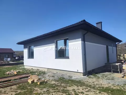 Дом в Крым, Симферопольский район, с. Доброе ул. Яблоневая, 5 (90 м)