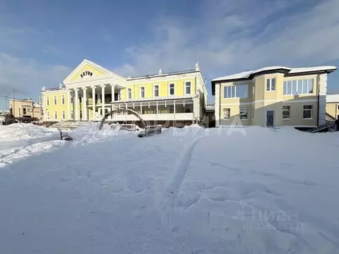 Помещение свободного назначения в Тюменская область, Ялуторовск ул. ...