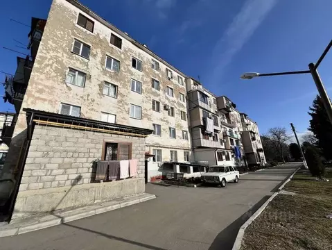 3-к кв. Кабардино-Балкария, Терек ул. Ногмова, 3 (62.0 м)