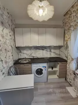 2-к кв. Тюменская область, Тюмень ул. 50 лет ВЛКСМ, 69 (36.0 м)