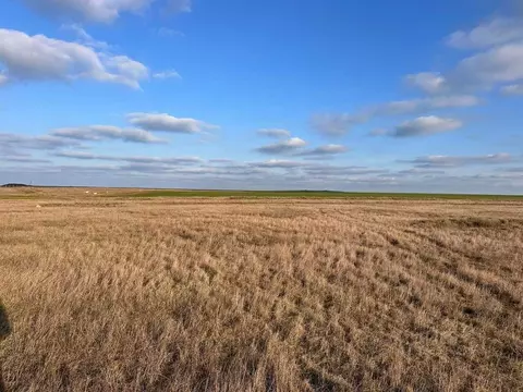 Участок в Крым, Ленинский район, Семисотское с/пос, с. Каменское  (6.0 ...