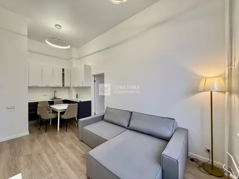 Продается 3-комнатная квартира