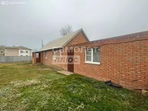 Дом в Троицкое, Физкультурная улица (53 м)