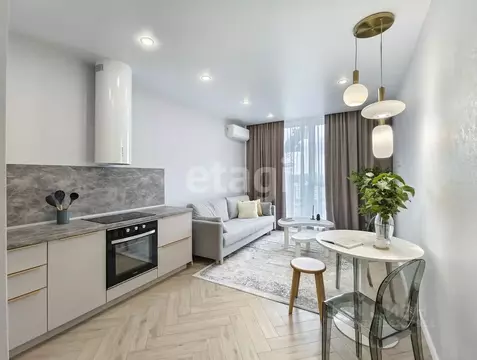 2-к кв. Тюменская область, Тюмень ул. Муравленко, 9к1 (58.2 м)