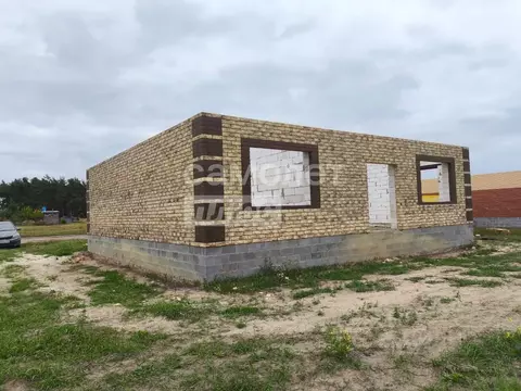 Дом в Курская область, Октябрьский район, Черницынский сельсовет, с. ...