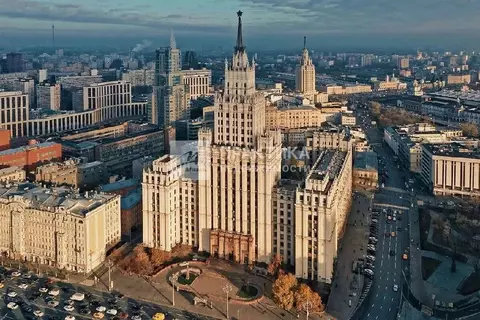 Продается 3-комнатная квартира