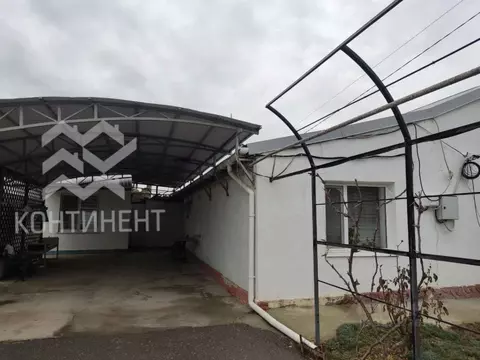 Дом в Крым, Сакский район, с. Уютное ул. Юрия Гагарина (160 м)