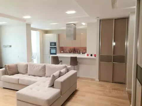 2-к кв. Москва Ленинский просп., 107к1 (80.0 м)