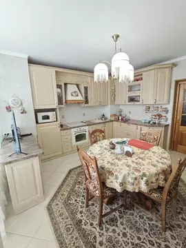 3-к кв. Ставропольский край, Ставрополь ул. Ленина, 245 (175.0 м)