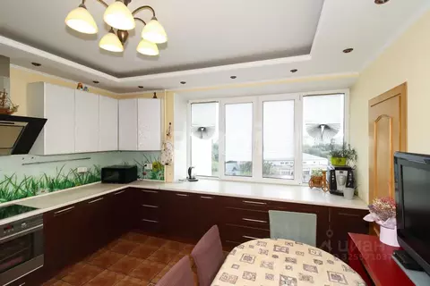 4-к кв. Тюменская область, Тюмень Военная ул., 11 (145.5 м)