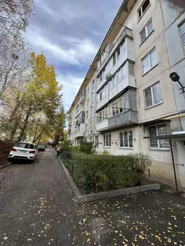 2-к кв. Ставропольский край, Кисловодск ул. Андрея Губина, 15 (46.0 м)