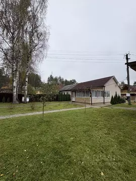 Дом в Ленинградская область, Приозерский район, Раздольевское с/пос, ...