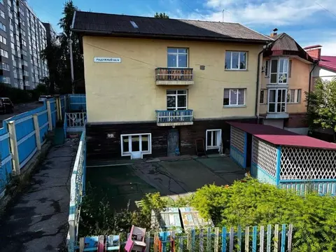 Коттедж в Иркутская область, Иркутск Радужный мкр, 66/6 (273 м)