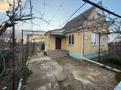 Дом в Крым, Ленинский район, Калиновское с/пос, СВТ-3 Акташ СНТ  (35 ...