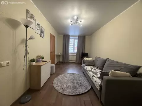 1-комнатная квартира: Чебаркуль, улица Карпенко, 4В (32 м)