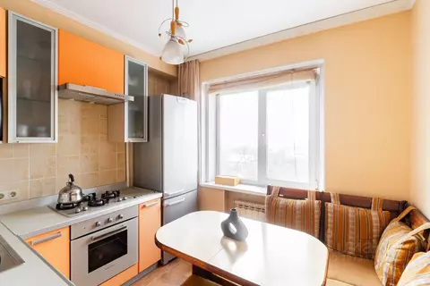 2-к кв. Омская область, Омск ул. 2-я Солнечная, 28Б (52.7 м)