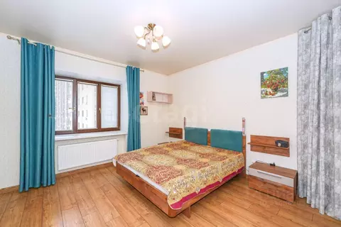 3-к кв. Тюменская область, Тюмень Харьковская ул., 68 (127.9 м)