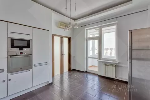6-к кв. Москва Таганская ул., 36К2 (330.0 м)