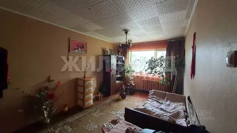 3-к кв. Хакасия, Абакан Пирятинская ул., 29 (61.1 м)