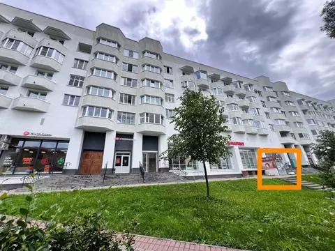 Торговая площадь в Ленинградская область, Гатчина просп. 25 Октября, ...