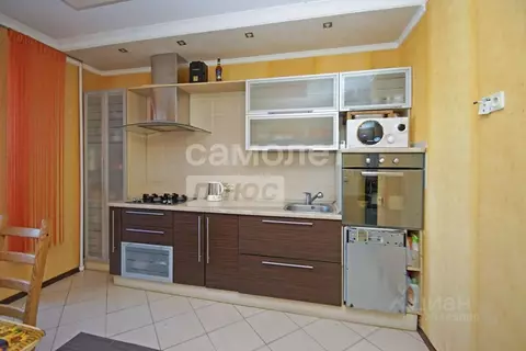 2-к кв. Омская область, Омск ул. Крупской, 8/1 (61.2 м)