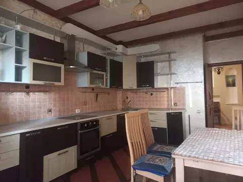 2-к кв. Белгородская область, Белгород ул. Буденного, 17г (80.0 м)