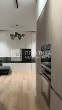 Продается 2-комнатная квартира