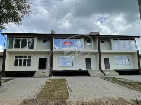 Таунхаус в Калужская область, Калуга городской округ, д. Желыбино ул. ...